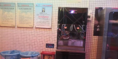 直飲水機直達體育場：運動后“30米內(nèi)飲水自由”守護學生健康